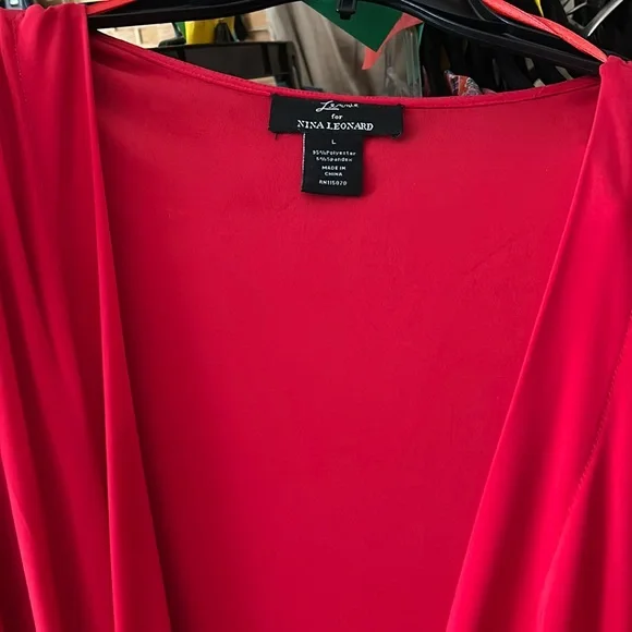 Lemmi for Nina Leonard NWT RED Poly/Spandex Size Lrg Wrap Dress Gold Bel… - Picture 7 of 12